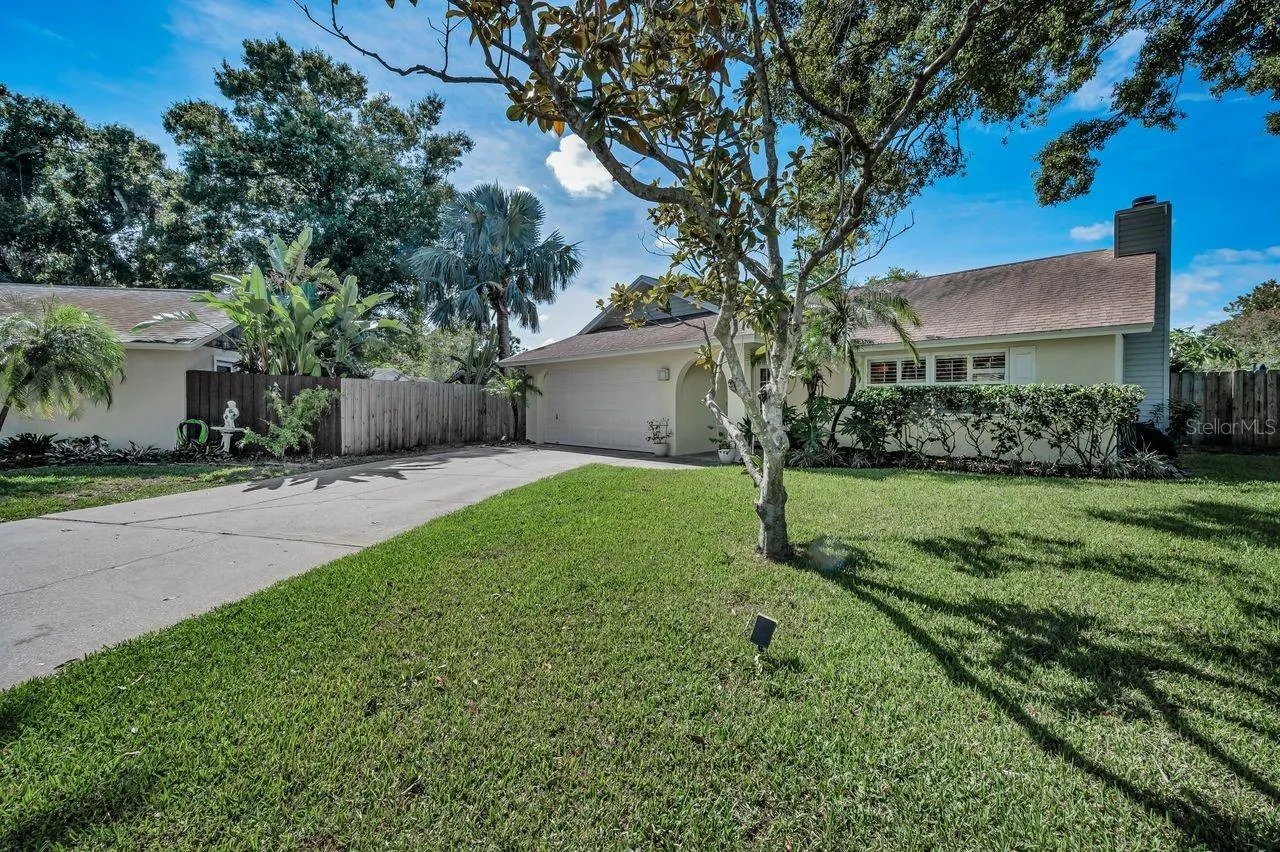 8840 MAGNOLIA PL