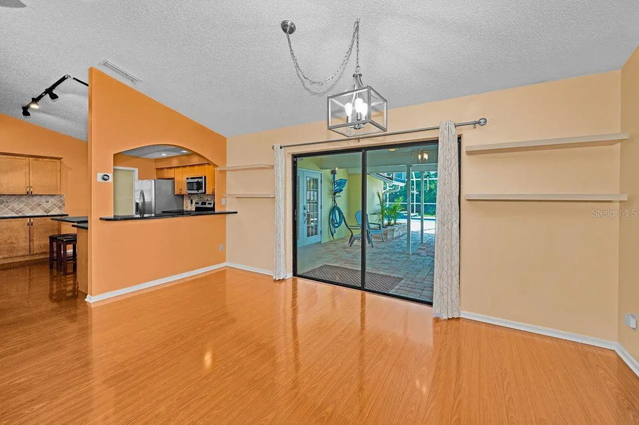 8840 MAGNOLIA PL