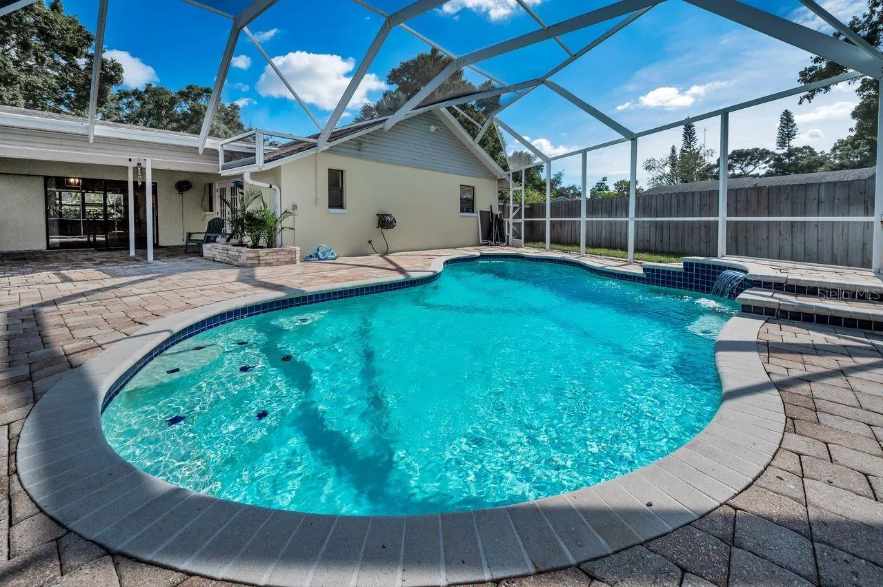 8840 MAGNOLIA PL