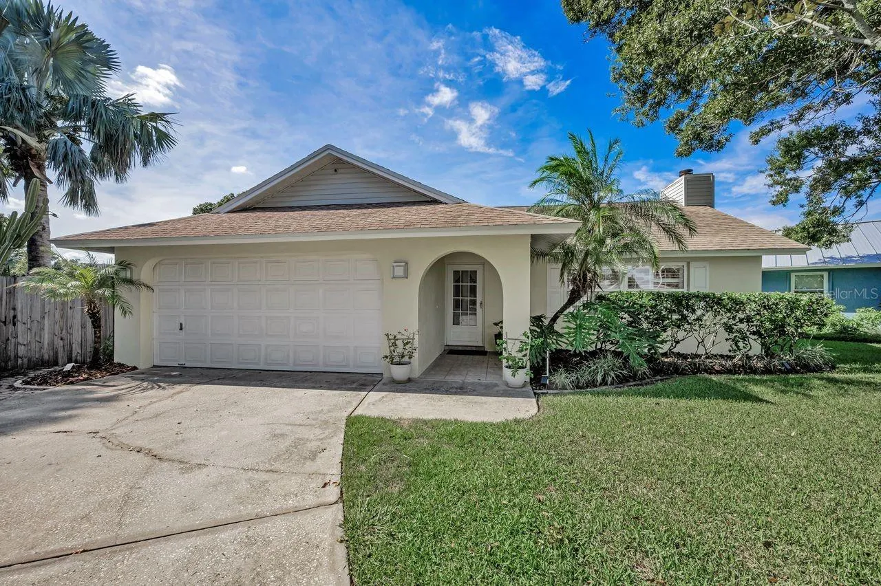 8840 MAGNOLIA PL