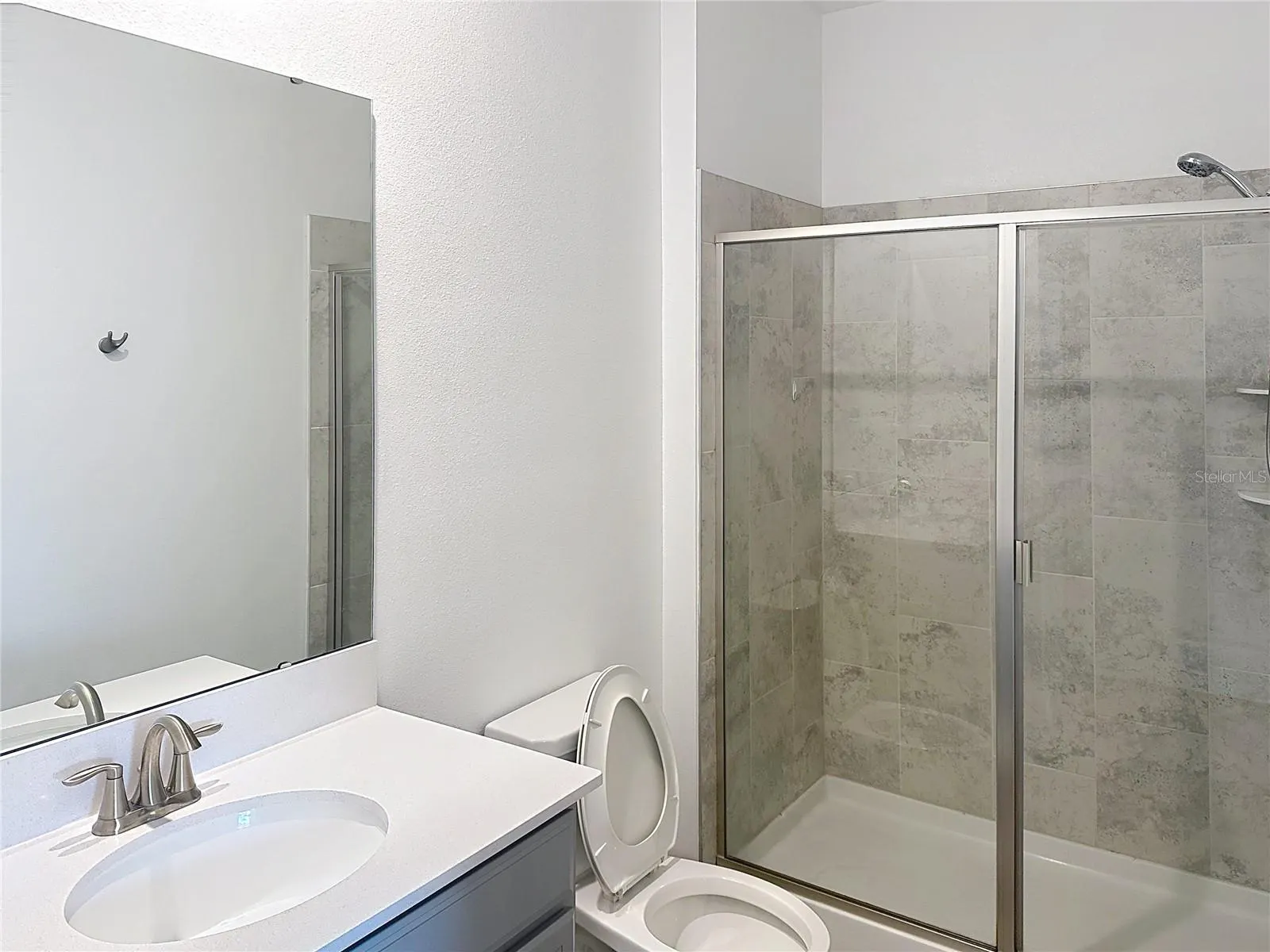 5001 CENTER CT
