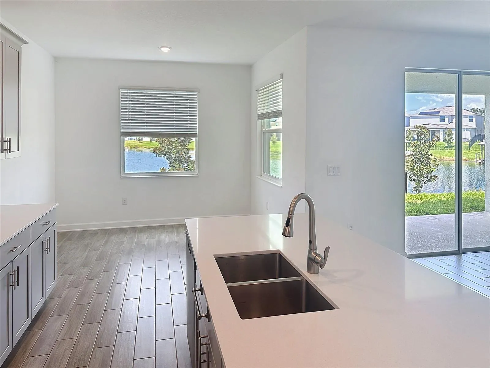 5001 CENTER CT