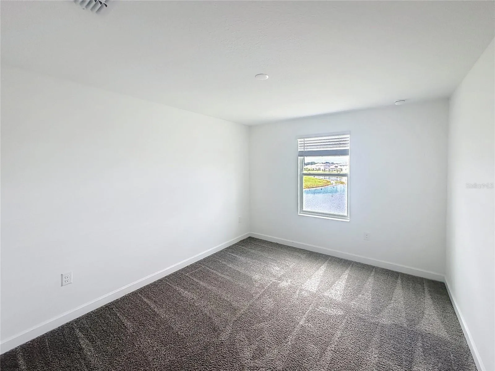 5001 CENTER CT