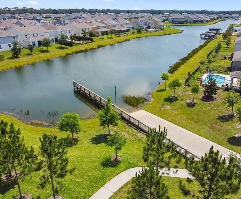 5001 CENTER CT