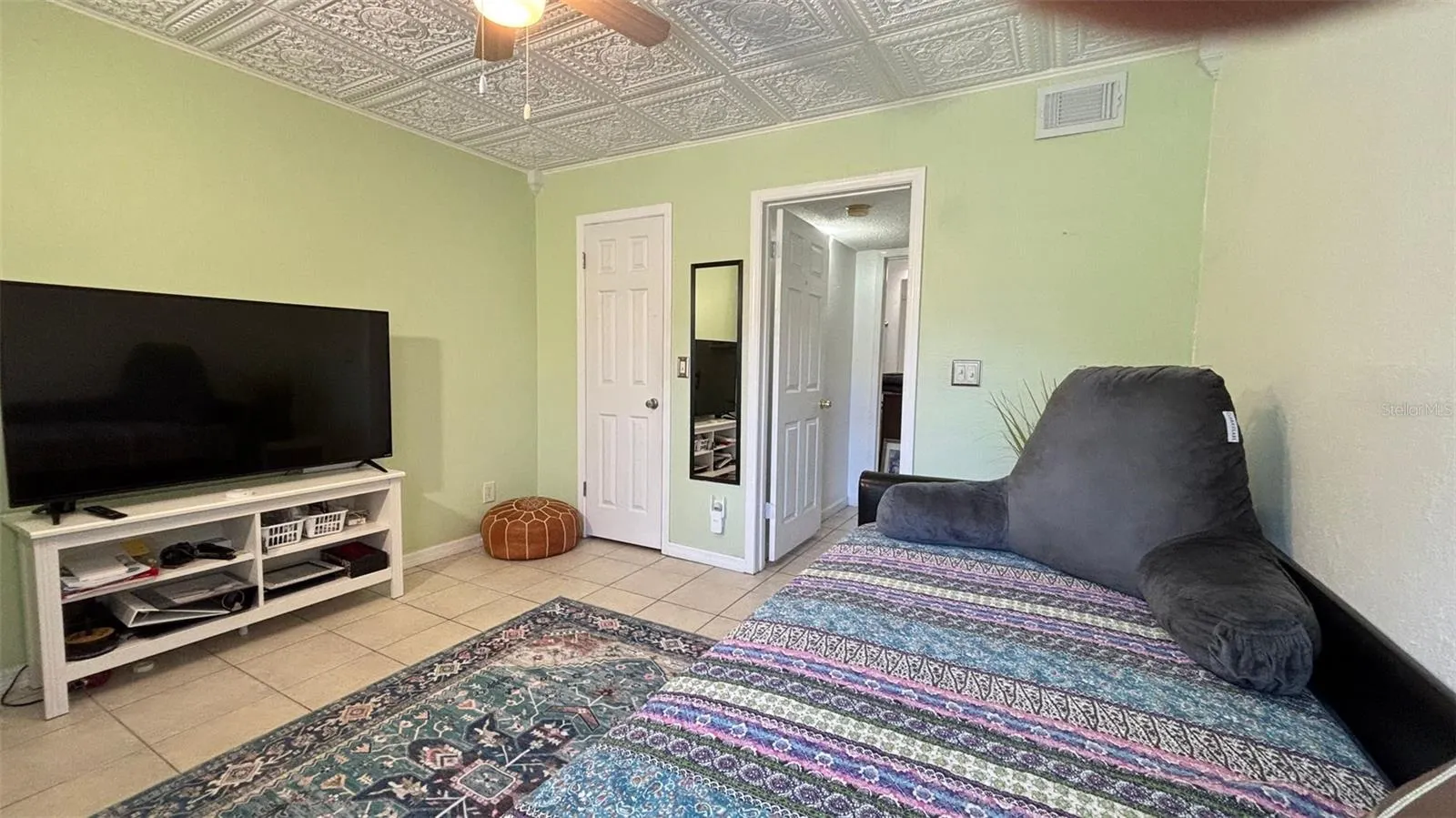 10200 GANDY BLVD N #515(Furnished), #515(Furnished)