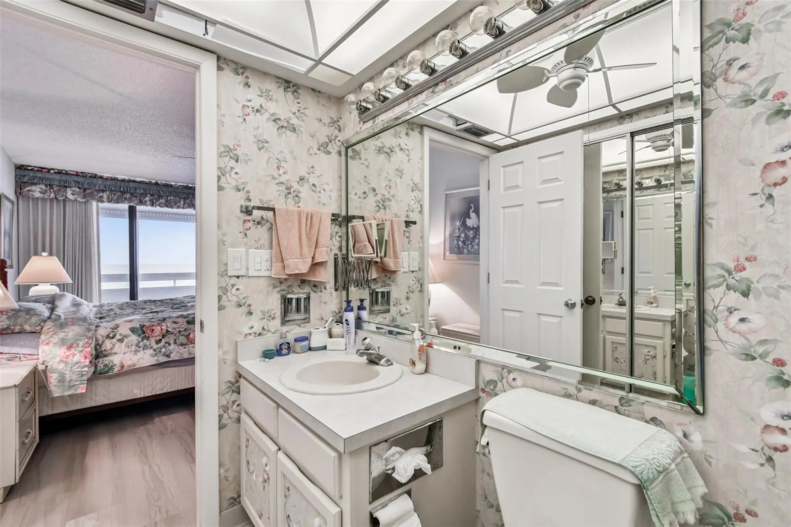 17940 GULF BLVD #7B, #7B