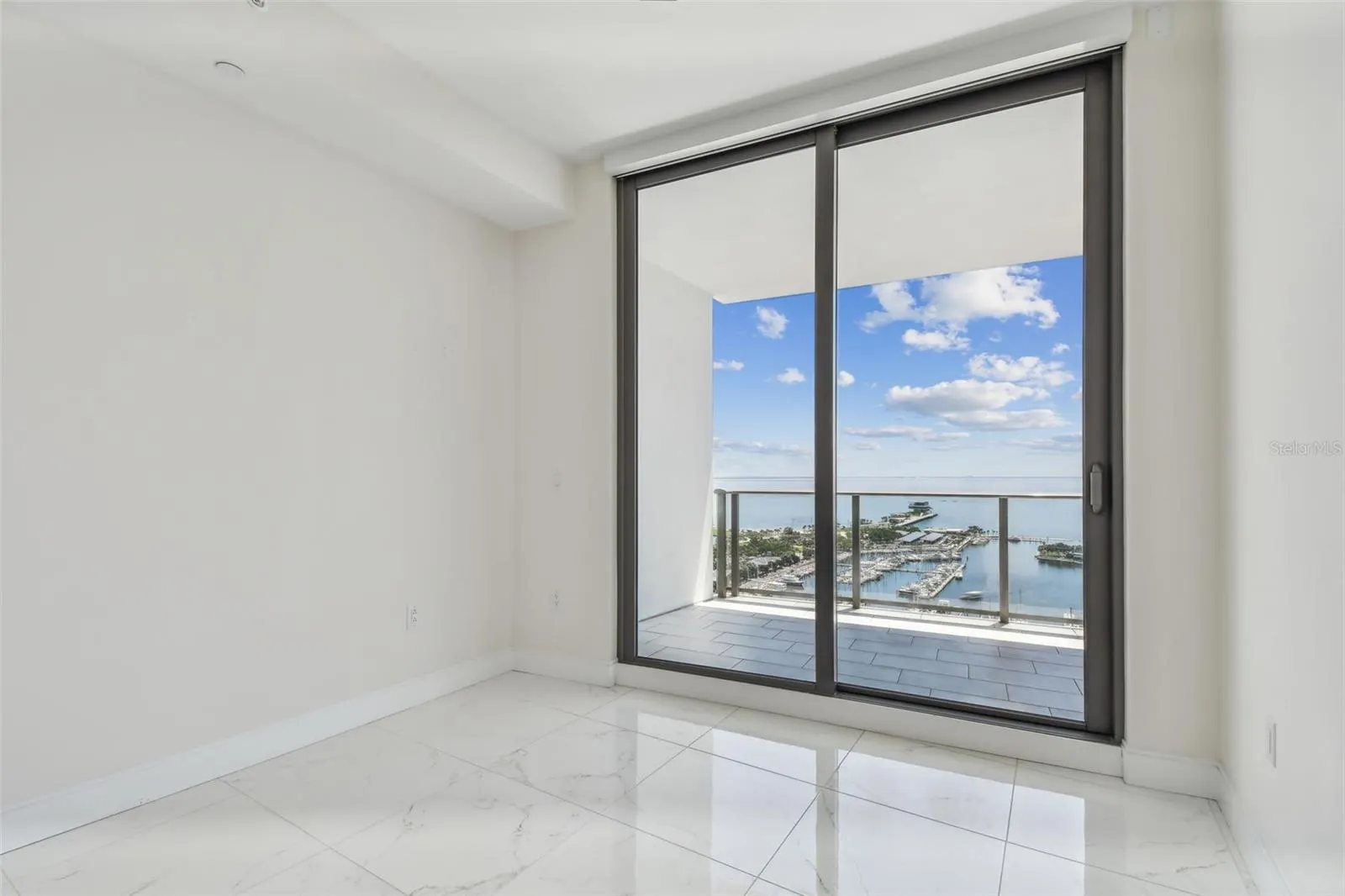 100 1ST AVE N #2304a, #2304a