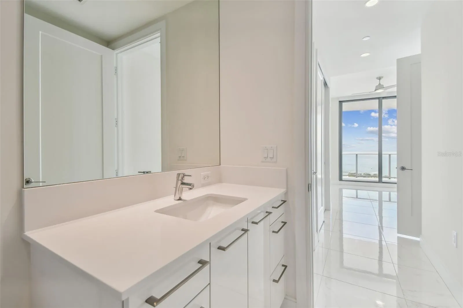 100 1ST AVE N #2304a, #2304a