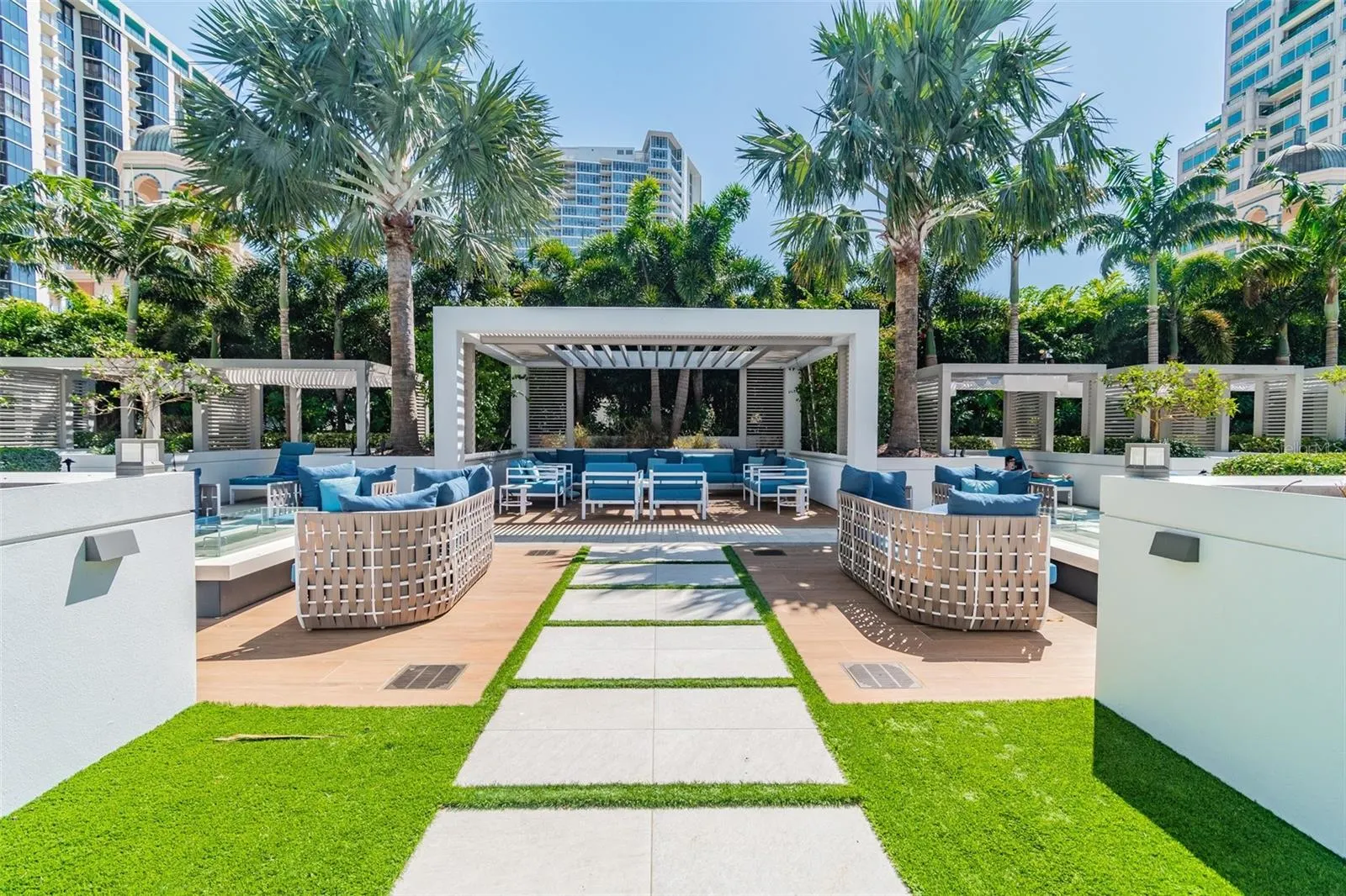 100 1ST AVE N #2304a, #2304a
