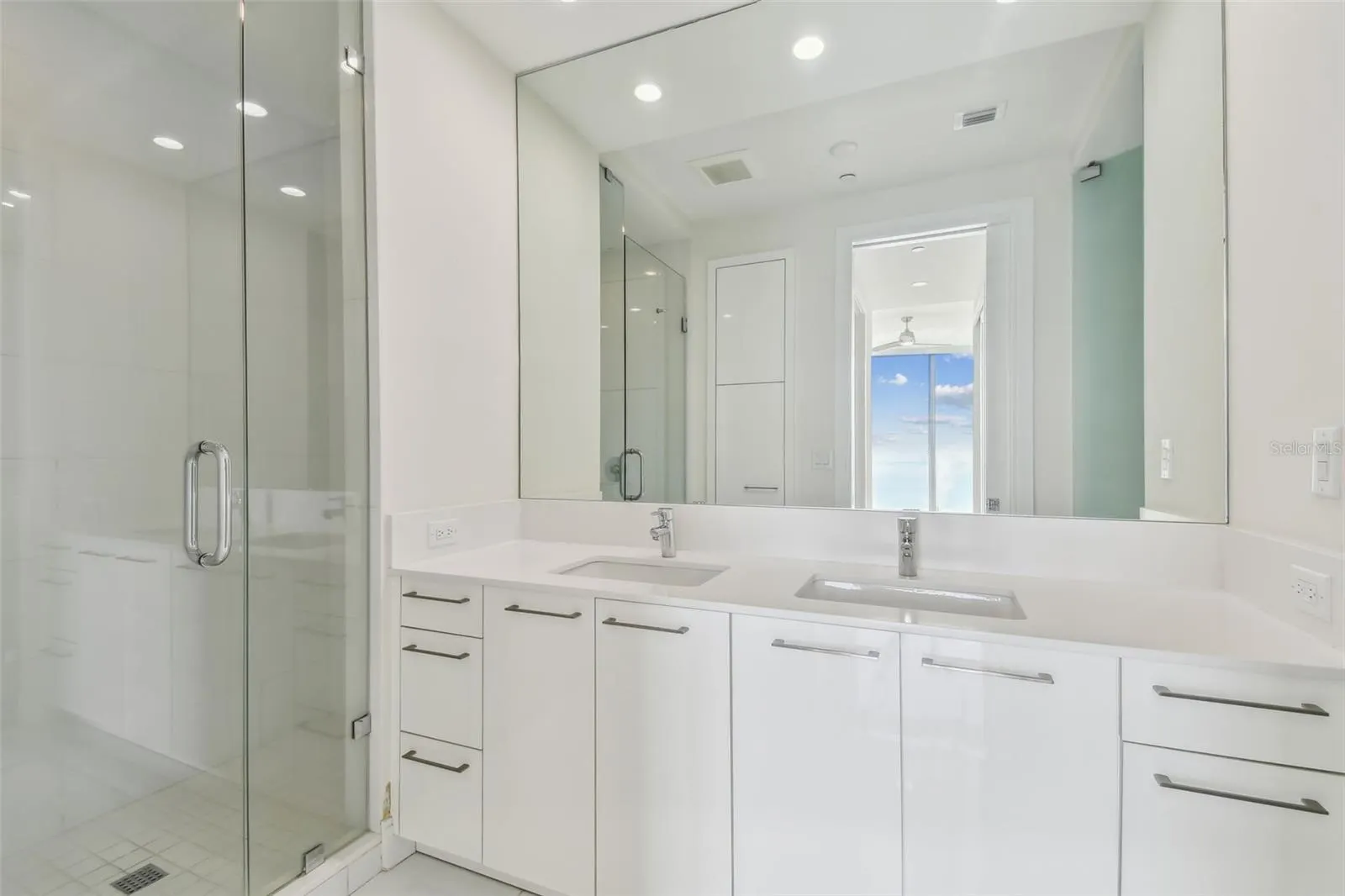 100 1ST AVE N #2304a, #2304a