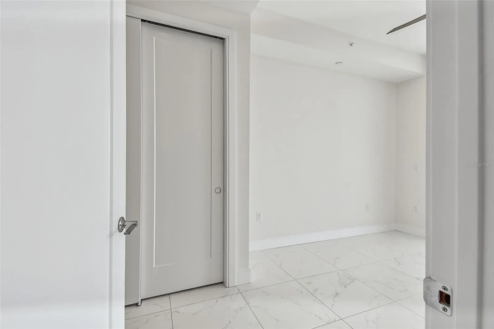 100 1ST AVE N #2304a, #2304a