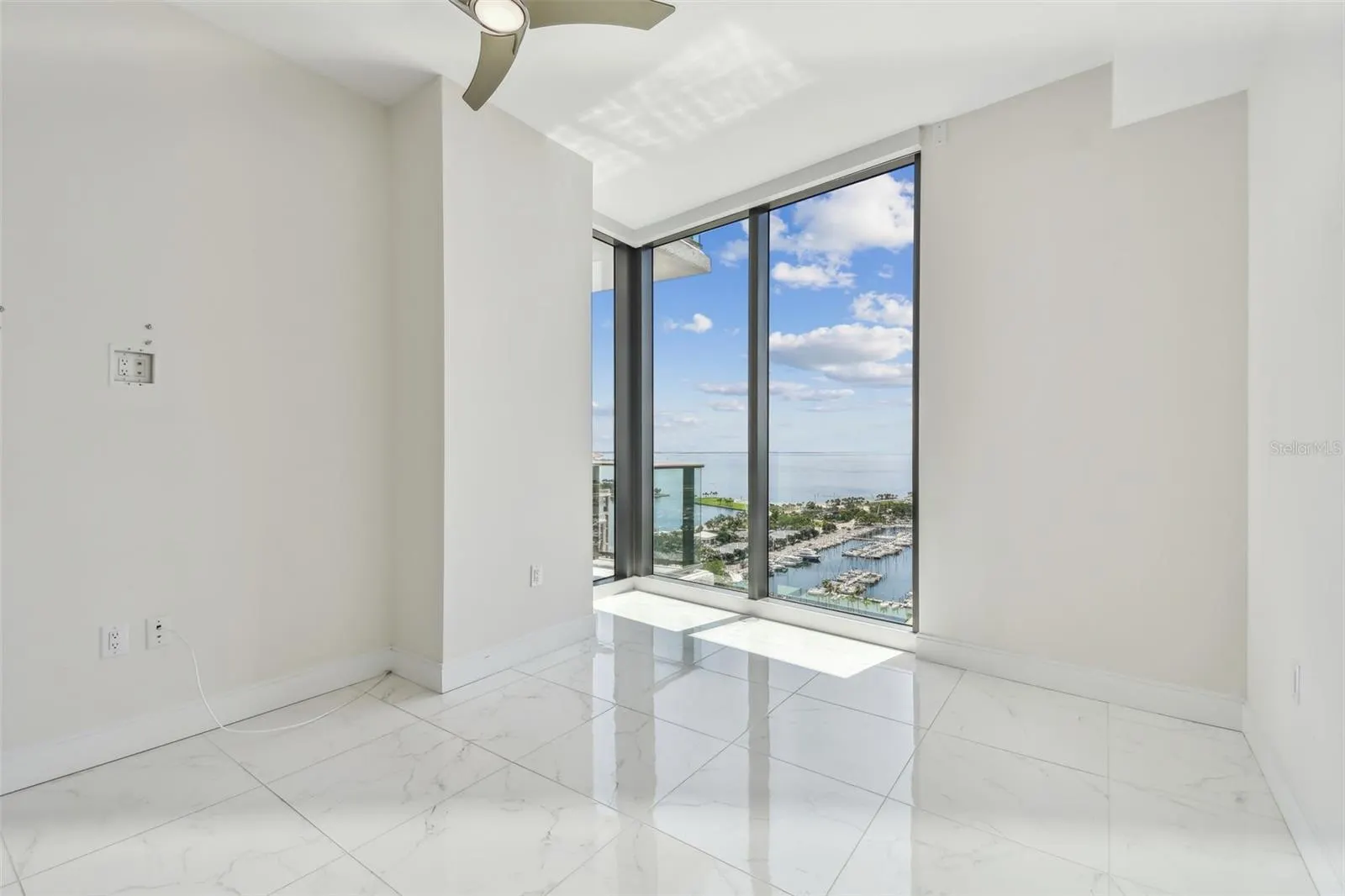100 1ST AVE N #2304a, #2304a
