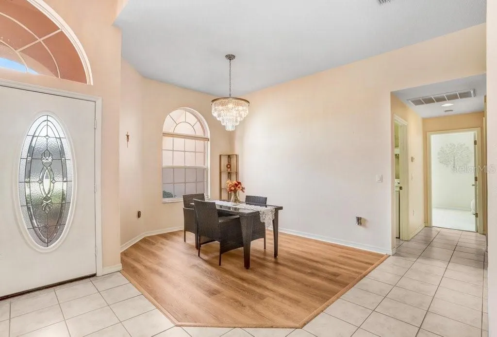 2813 NORWOOD HILLS LN