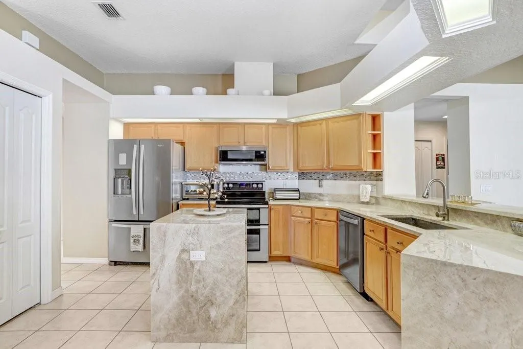 2813 NORWOOD HILLS LN
