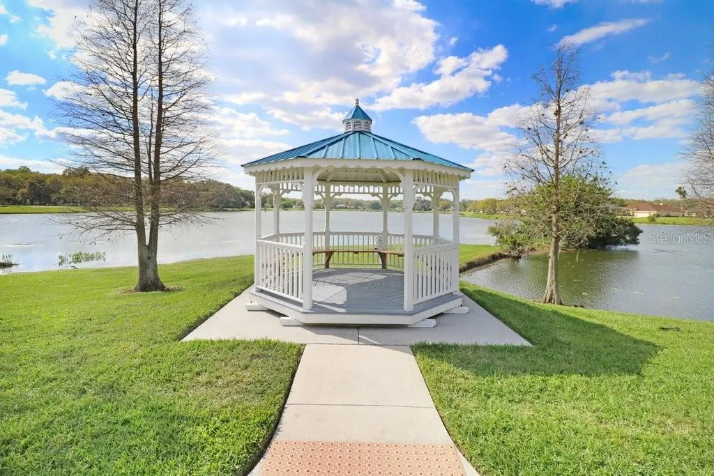 2813 NORWOOD HILLS LN