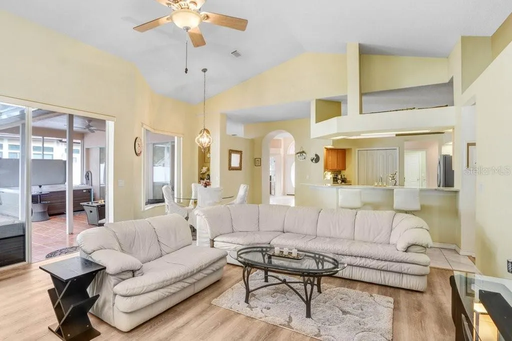 2813 NORWOOD HILLS LN