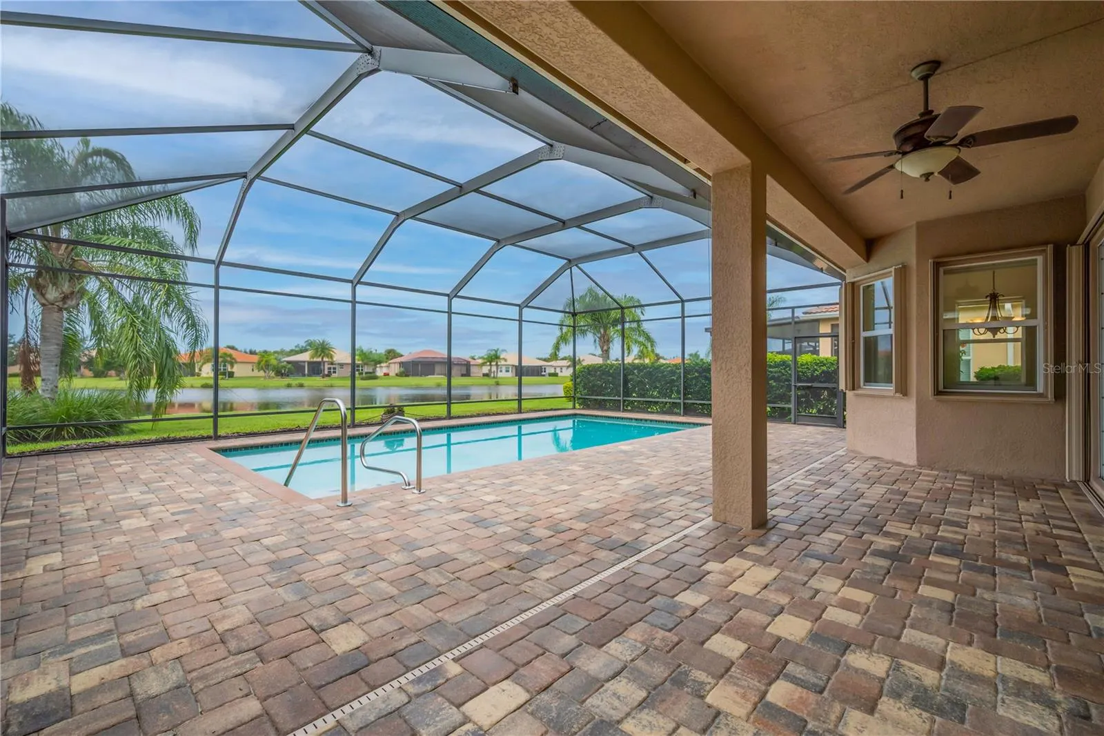 5011 CRYSTAL BEACH DR