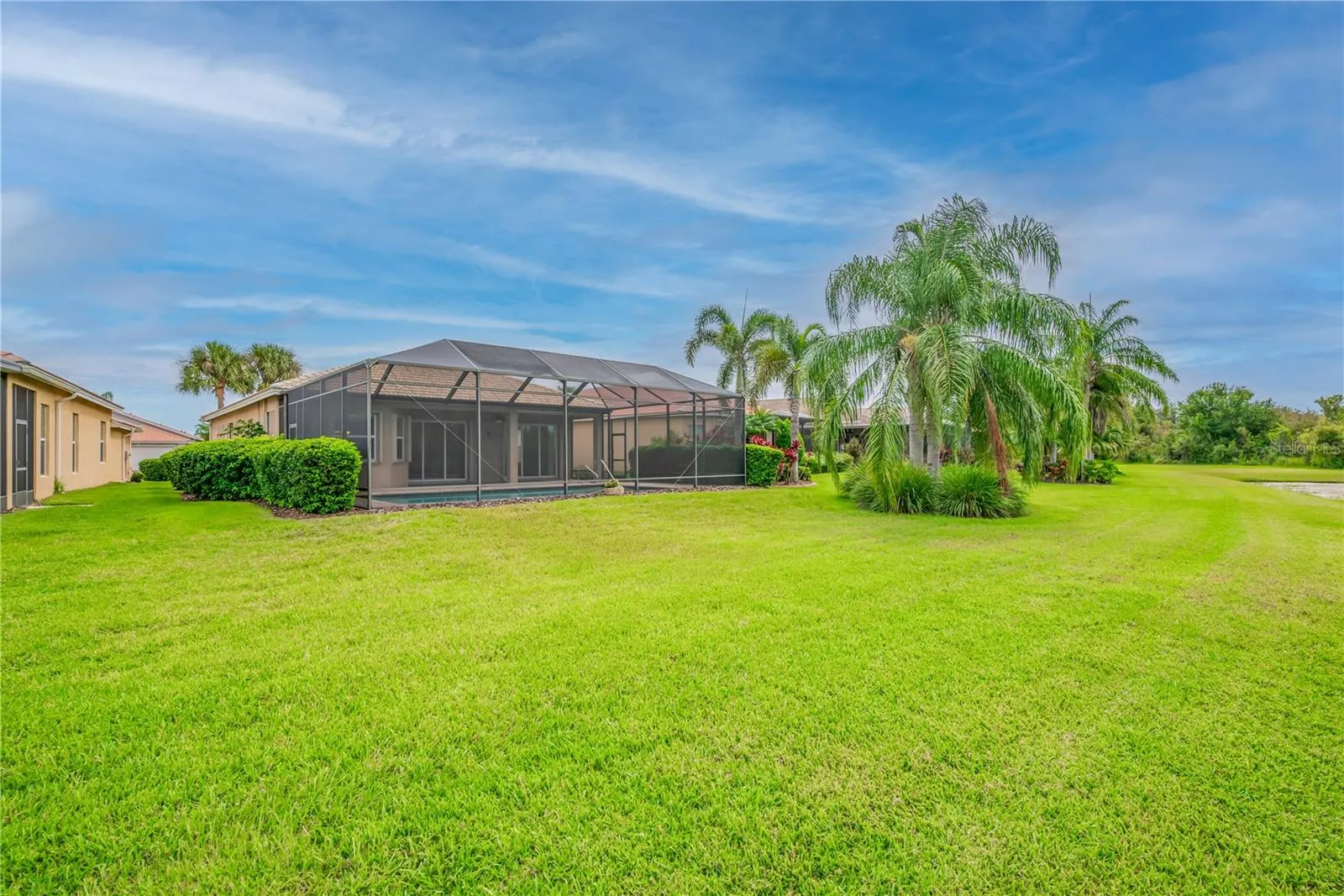 5011 CRYSTAL BEACH DR