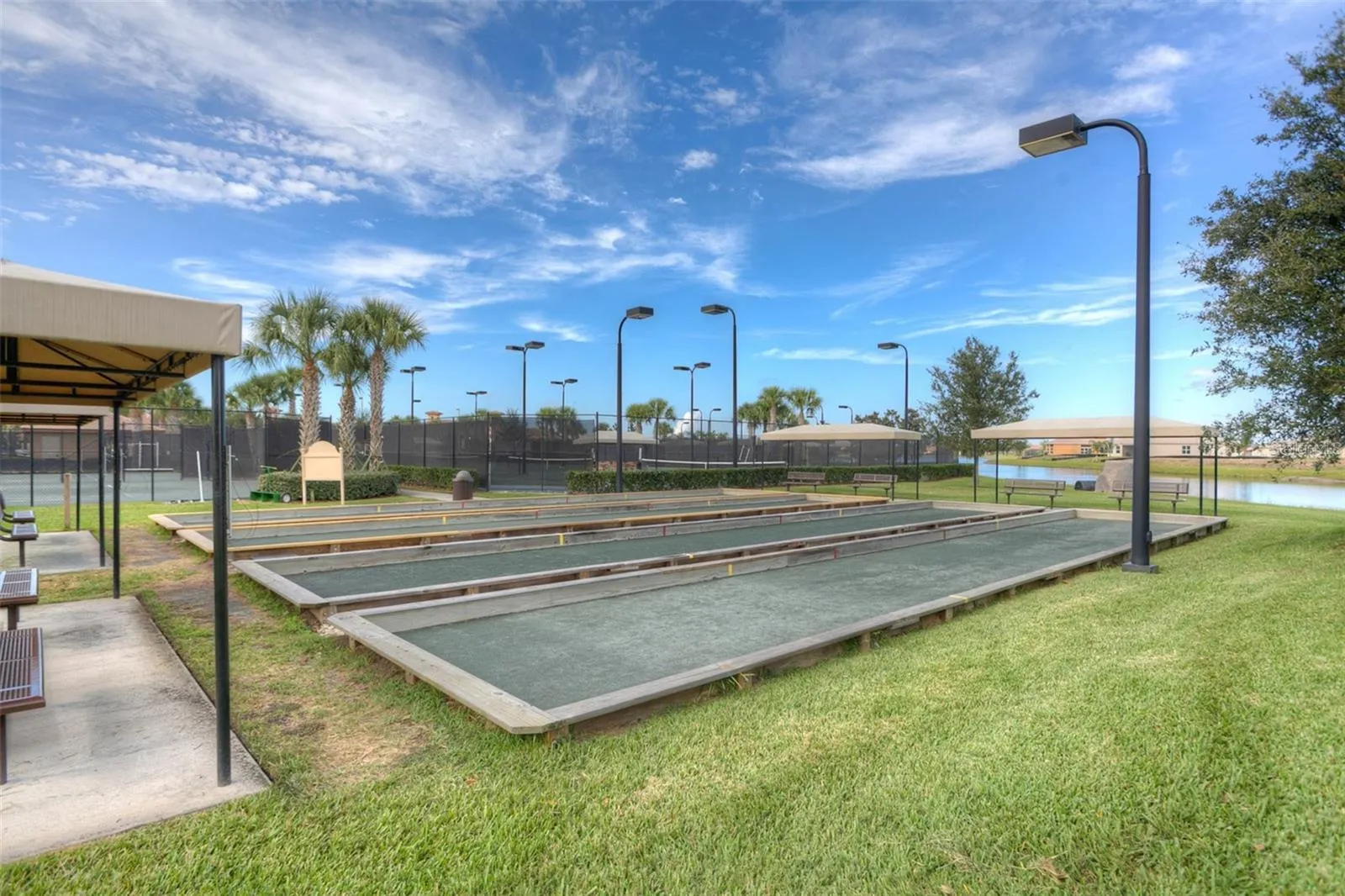 5011 CRYSTAL BEACH DR