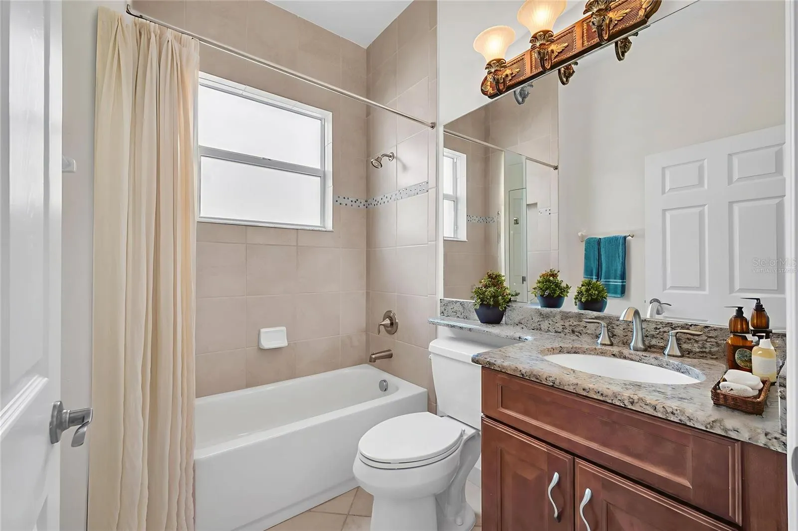5011 CRYSTAL BEACH DR