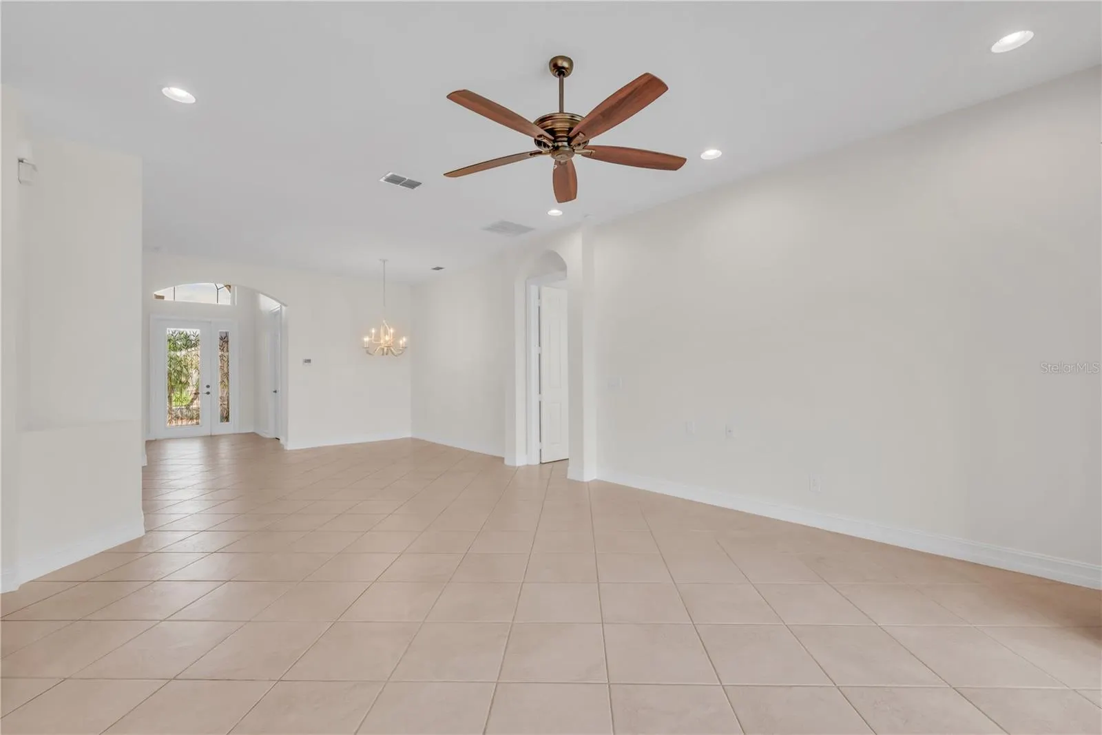 5011 CRYSTAL BEACH DR