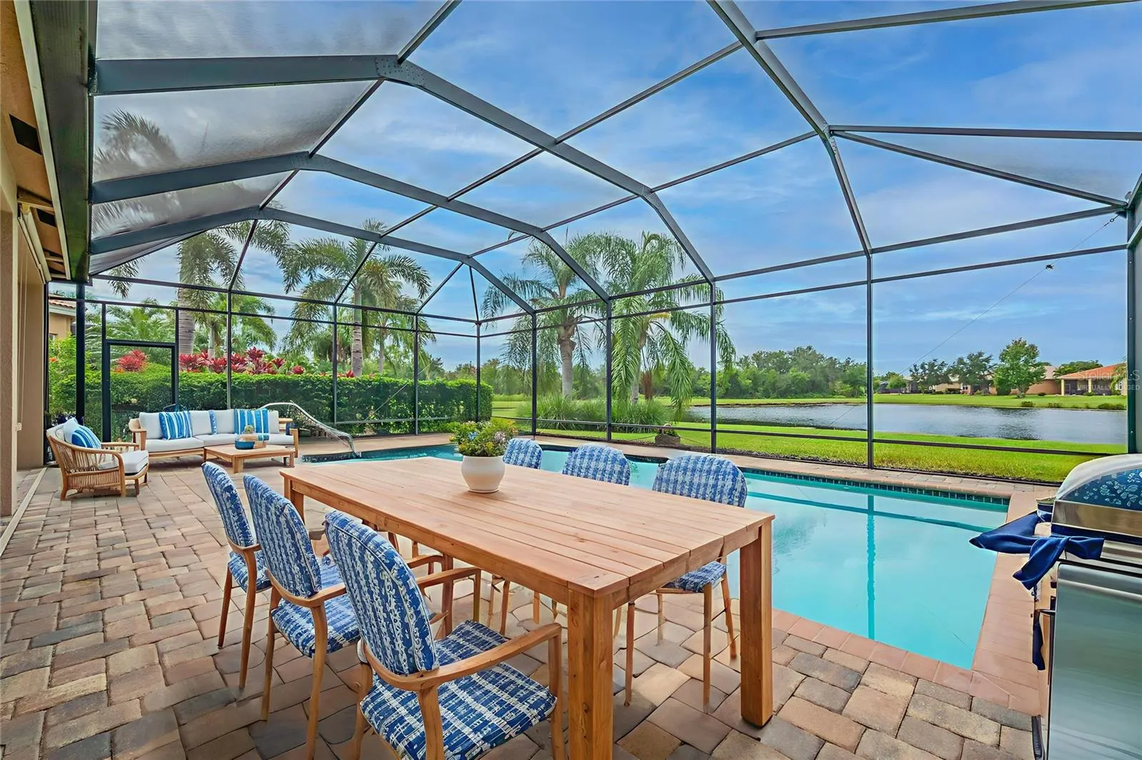 5011 CRYSTAL BEACH DR