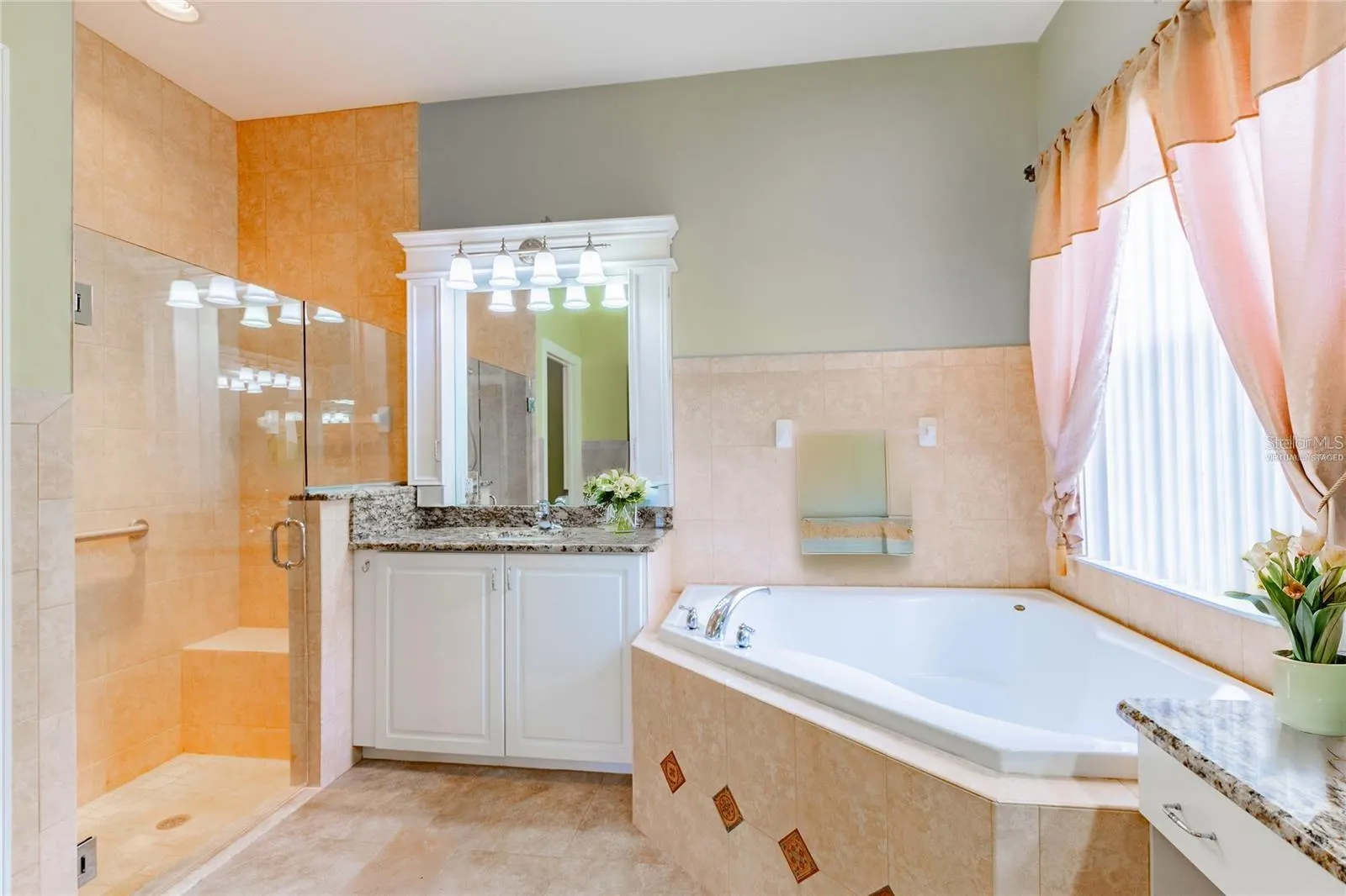 4936 SANDY BROOK CIR