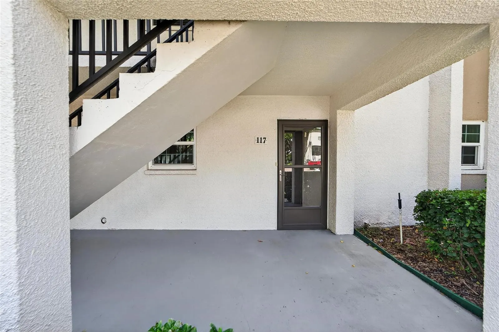 704 OAKGROVE DR #117D, #117D