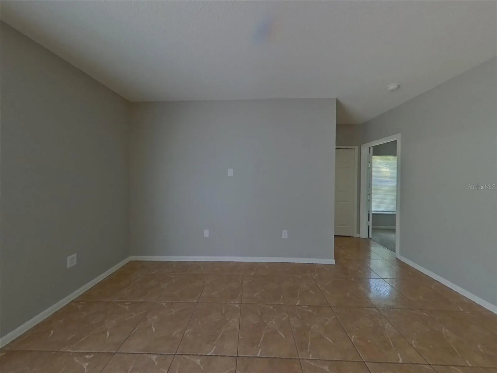 853 JARNAC DR