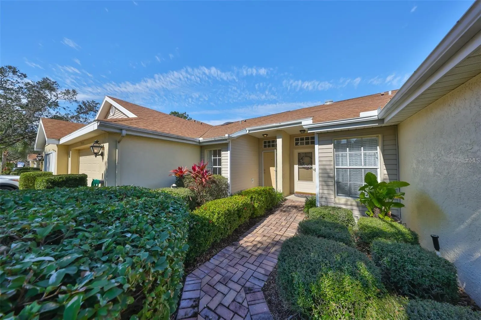2405 NEW HAVEN CIR