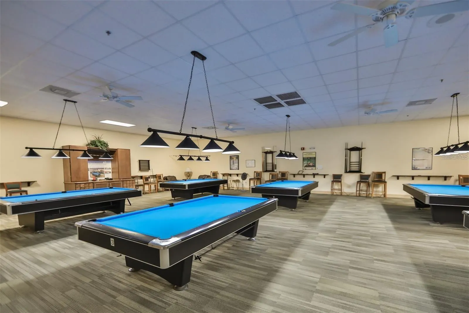 2405 NEW HAVEN CIR