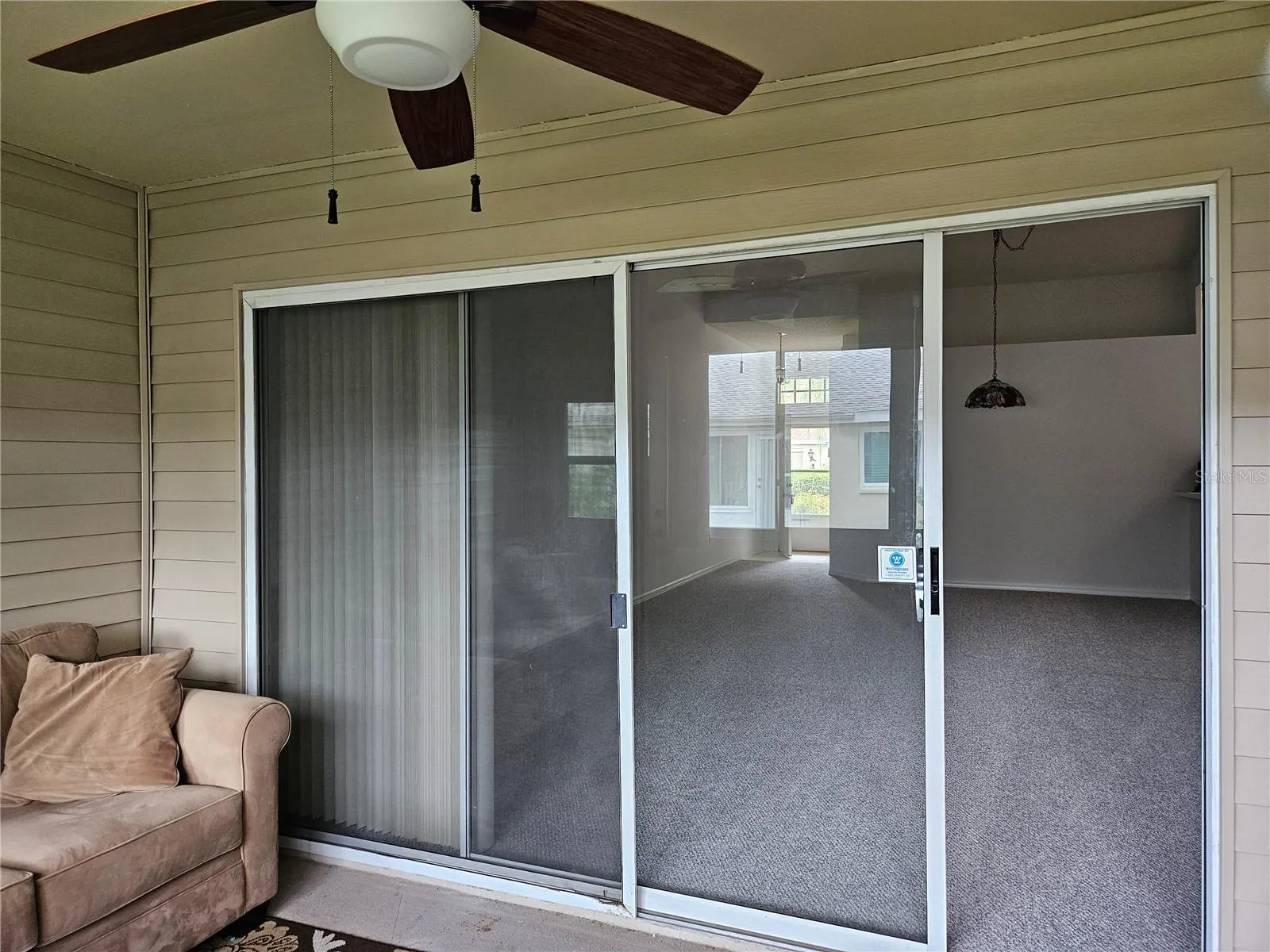 2405 NEW HAVEN CIR