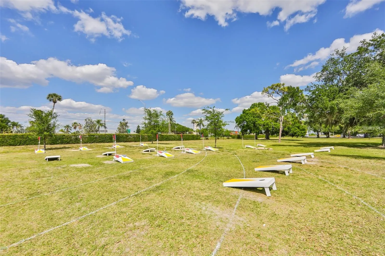2405 NEW HAVEN CIR