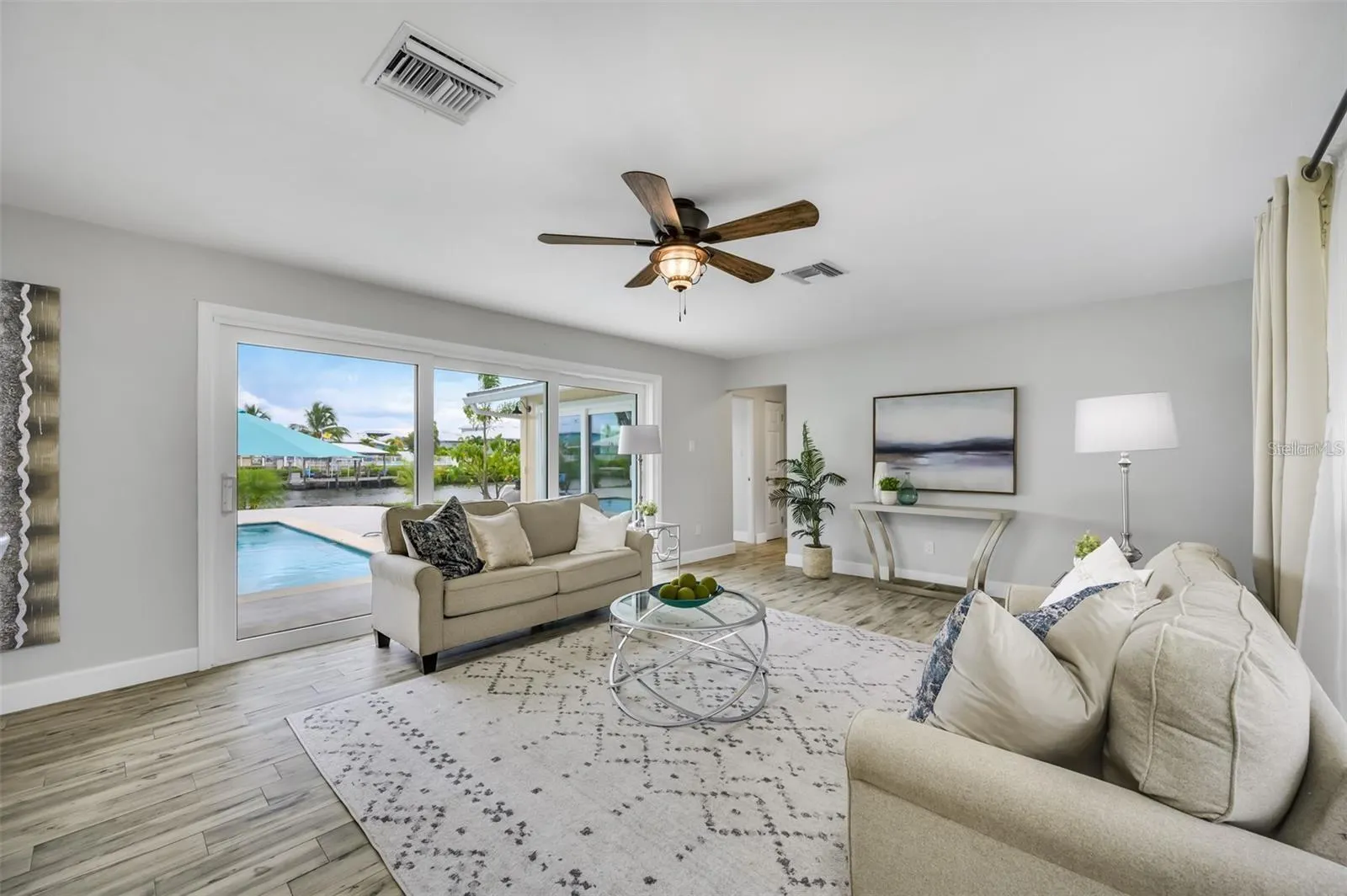469 FLAMINGO DR