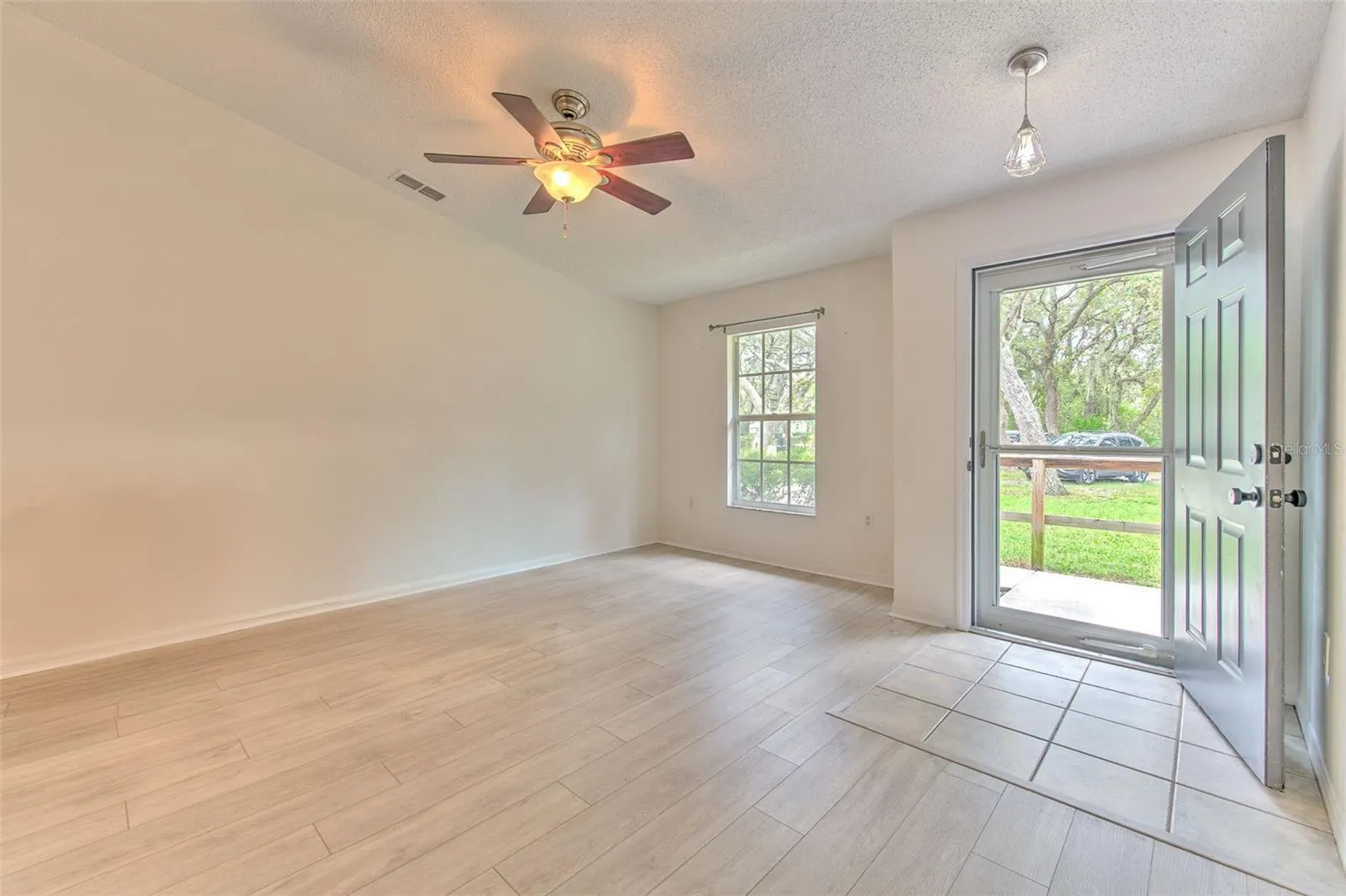11418 BALM RIVERVIEW RD