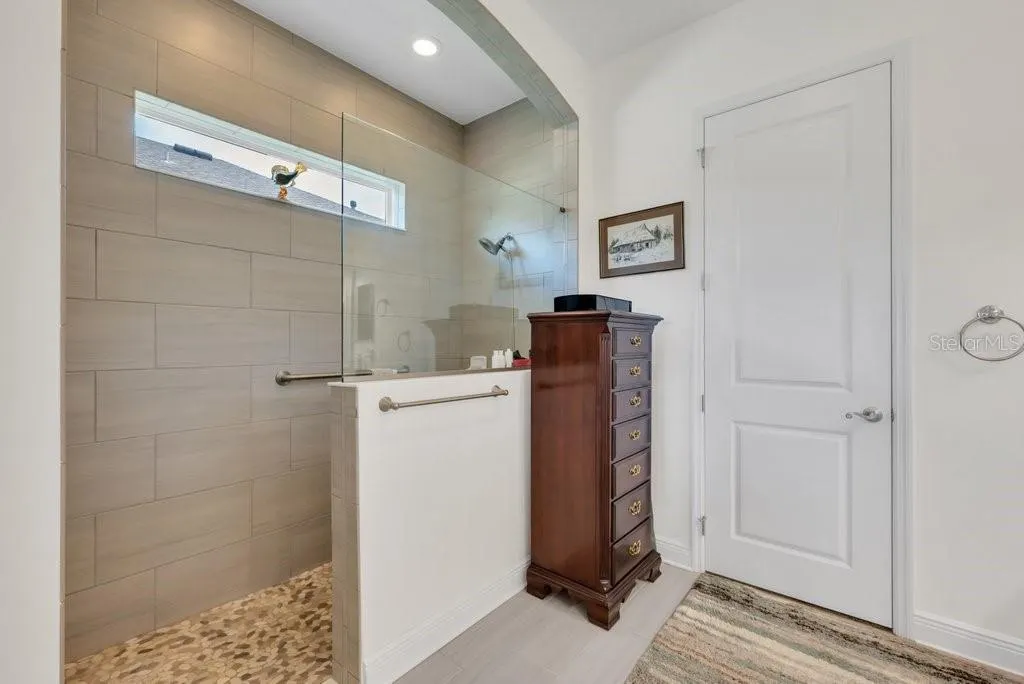 6005 BURROWING OWL PL