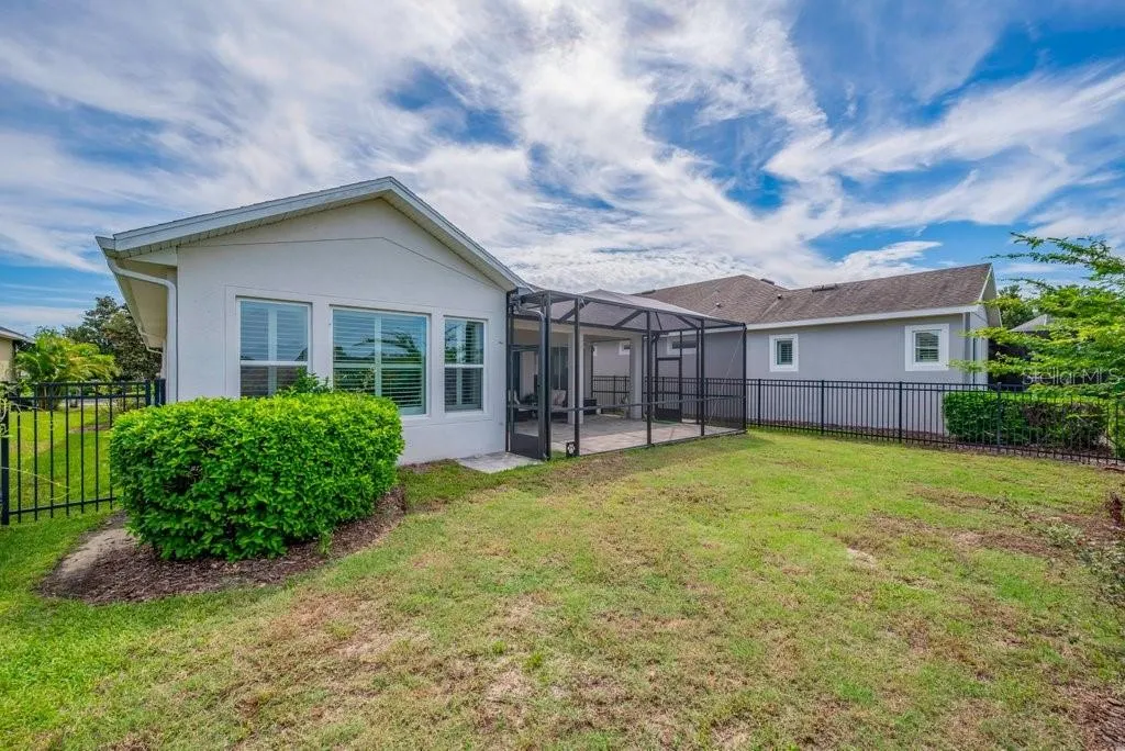 6005 BURROWING OWL PL