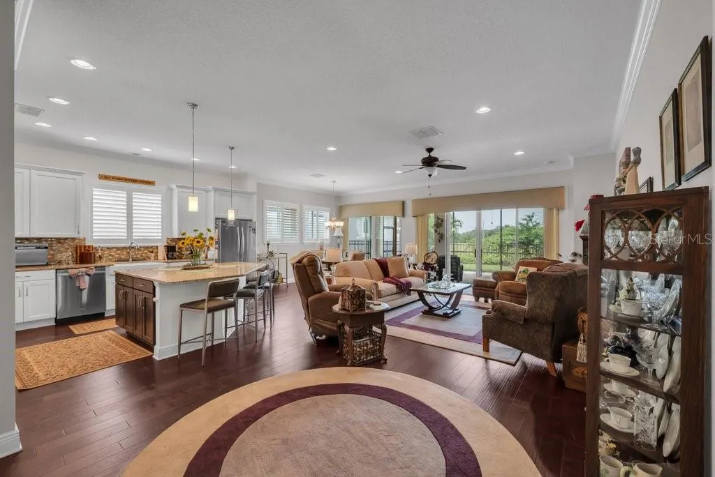 6005 BURROWING OWL PL