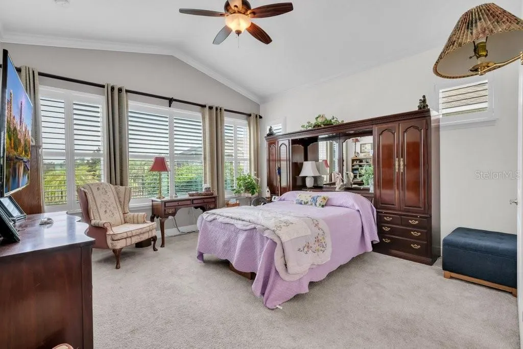 6005 BURROWING OWL PL