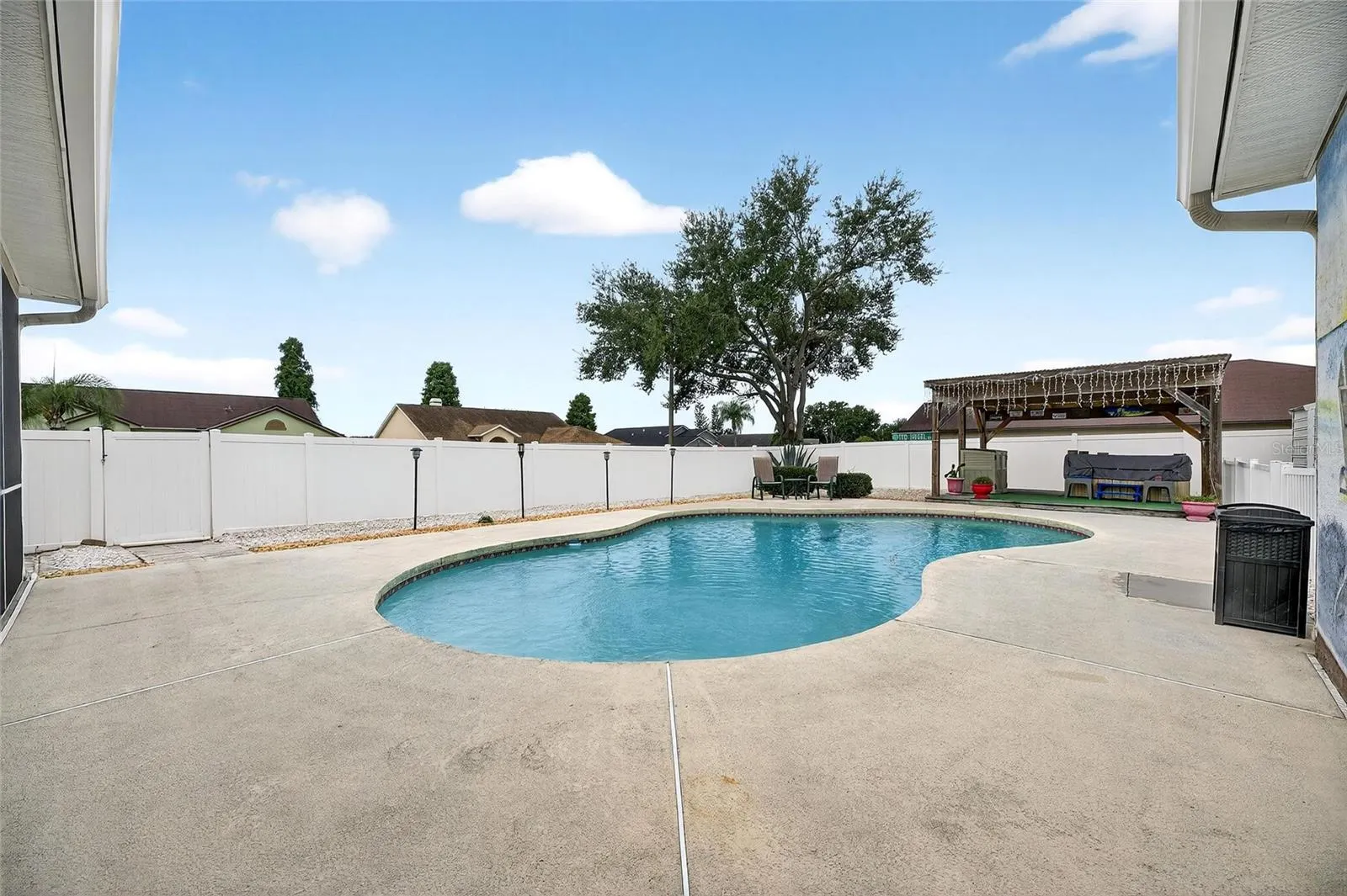10305 EARLY MIST LN