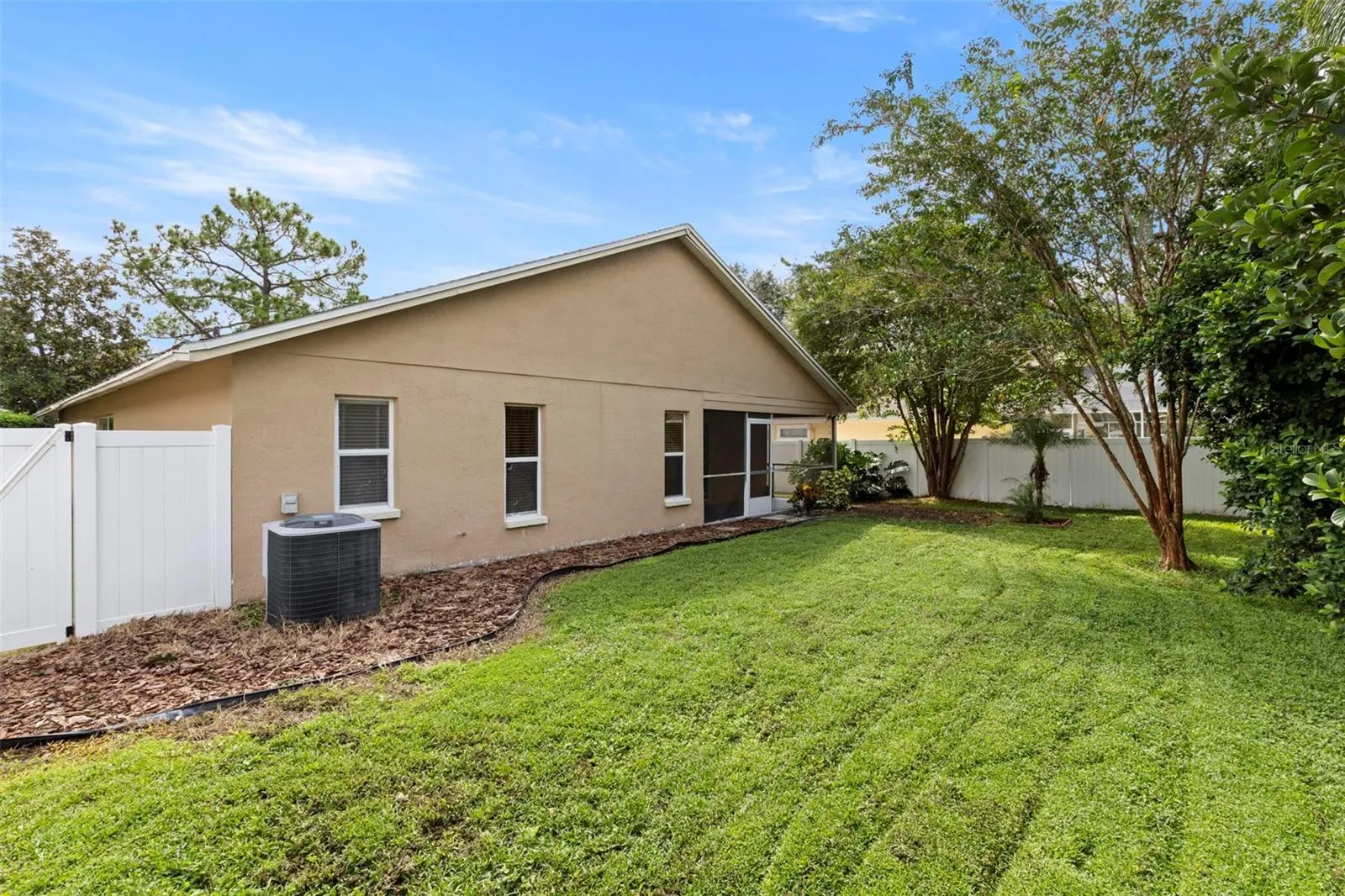 17504 WOODTHRUSH PL