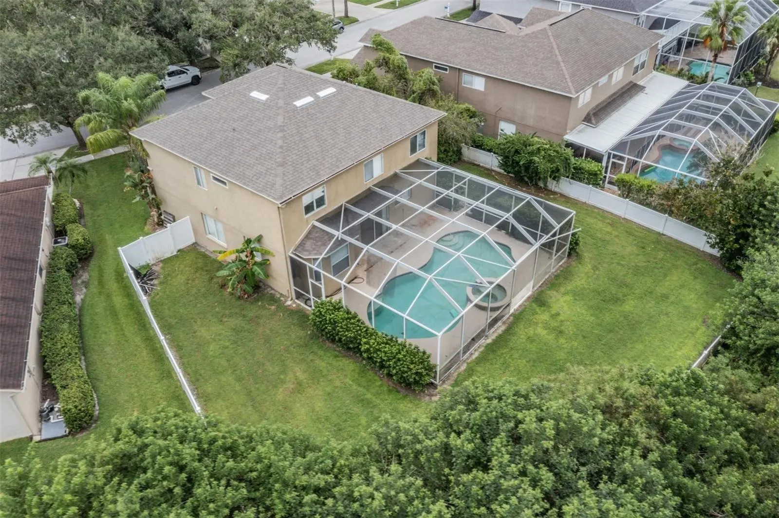 4233 SANDY SHORES DR