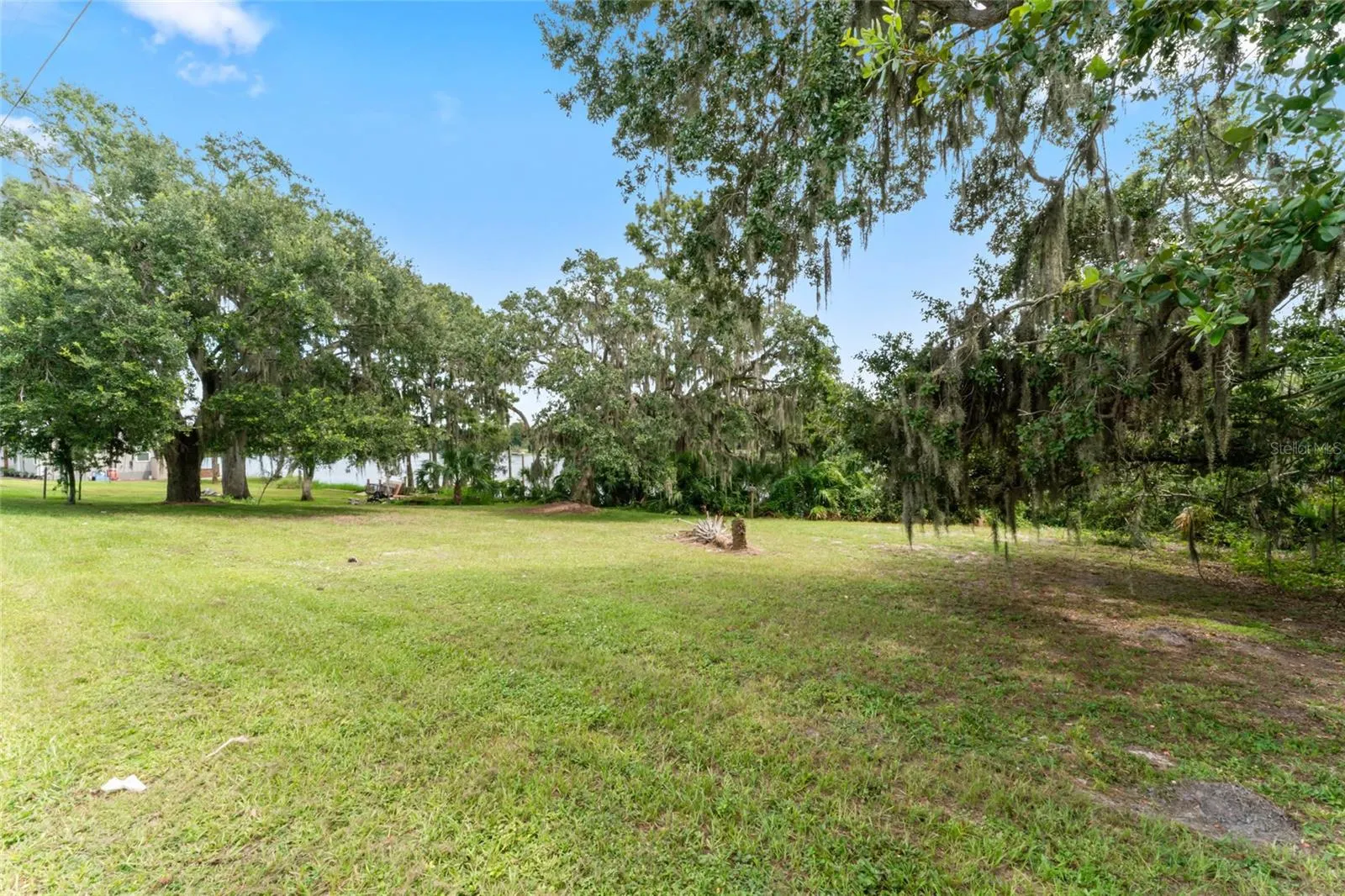 0 RIVERHILLS DR