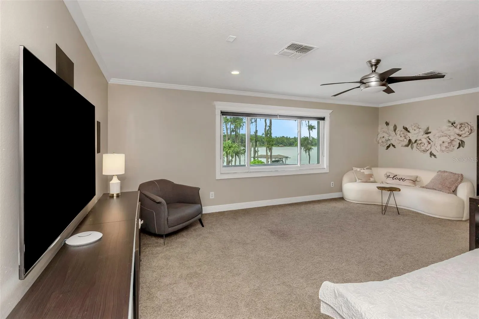 1402 WYNDHAM LAKES DR