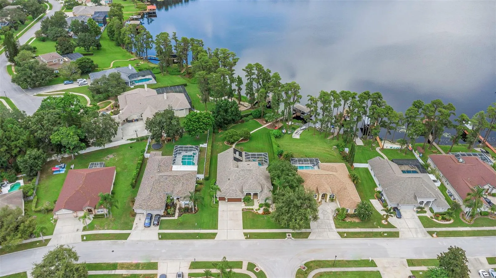 1402 WYNDHAM LAKES DR