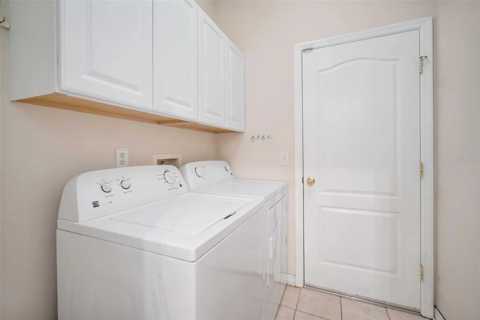 8313 MOCCASIN TRAIL DR