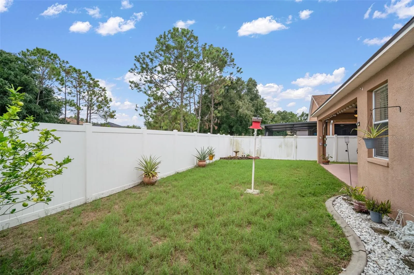 8313 MOCCASIN TRAIL DR
