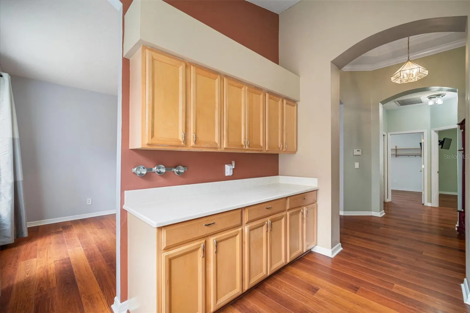 8313 MOCCASIN TRAIL DR