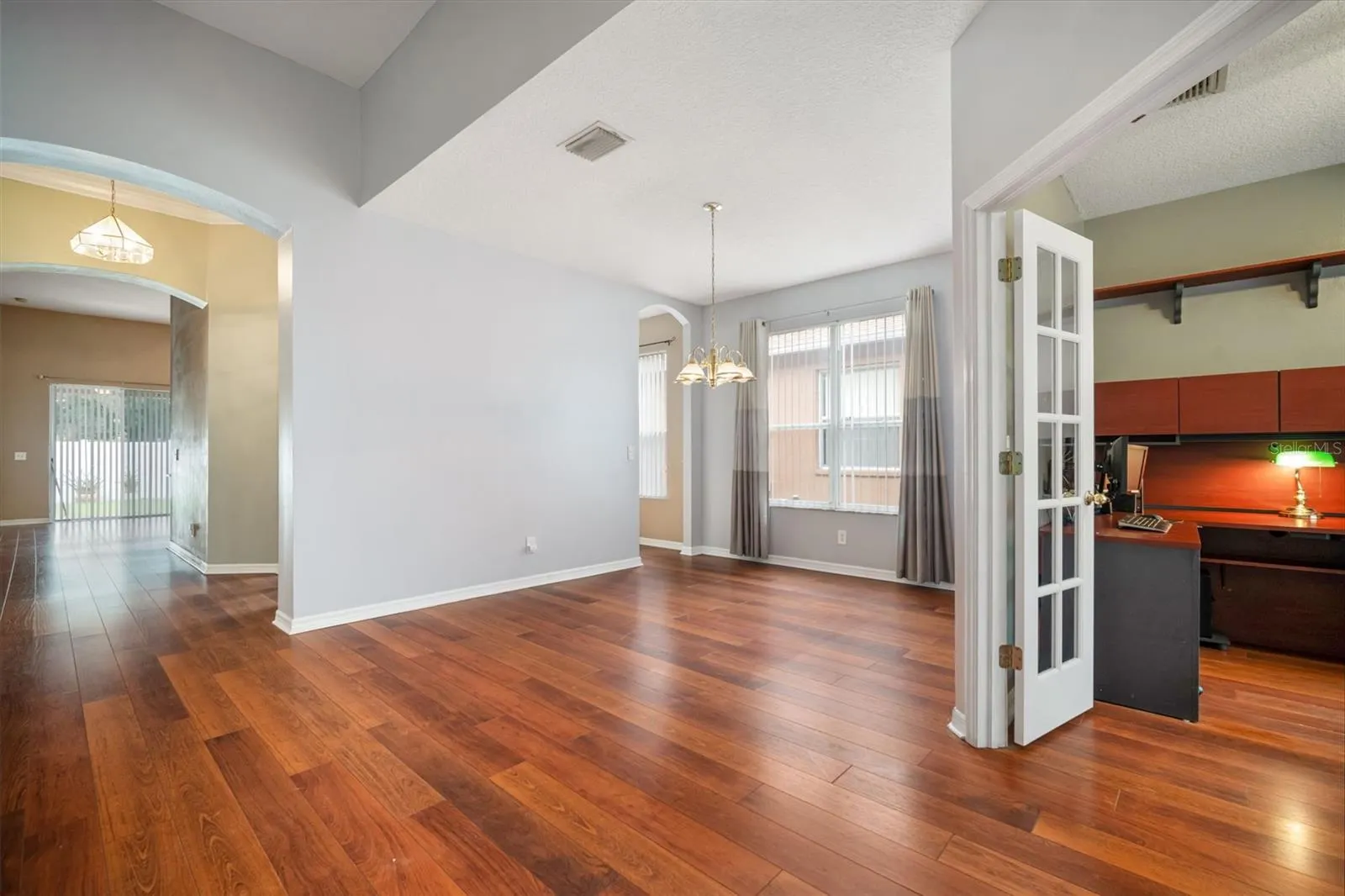 8313 MOCCASIN TRAIL DR