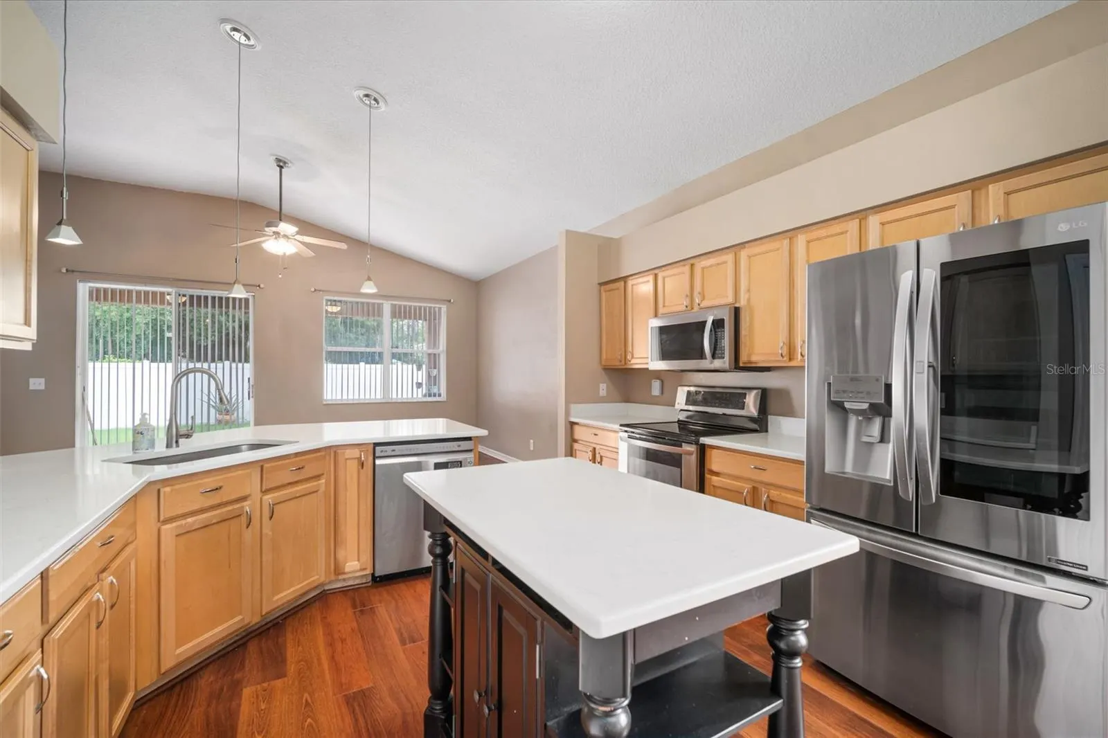 8313 MOCCASIN TRAIL DR